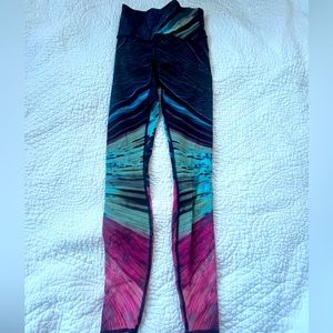 Lululemon Speed Wunder Tight Nulux Electrobeam Speed Tight Multi Leggings Size 2